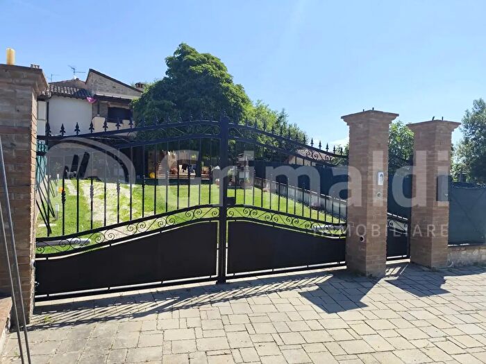 Casa con 5 locali in vendita in Via Valle dell'Oro, Gualdo Cattaneo