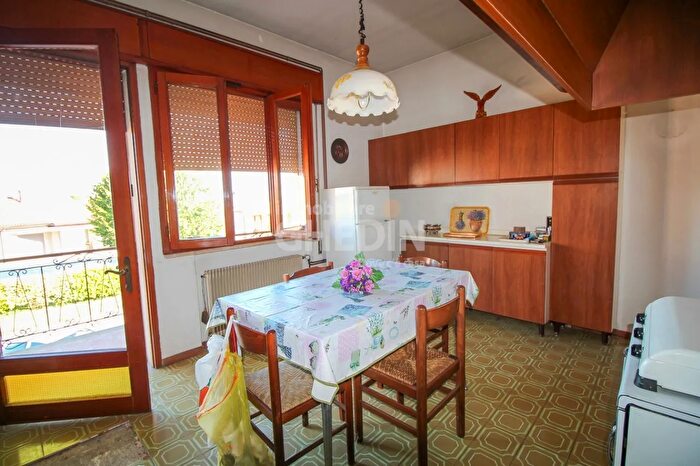 Appartamento trilocale in vendita in Vazzola