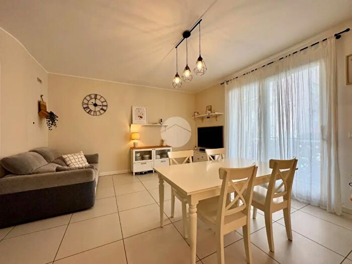 Appartamento trilocale in vendita in Via Angelo Fava, Chioggia