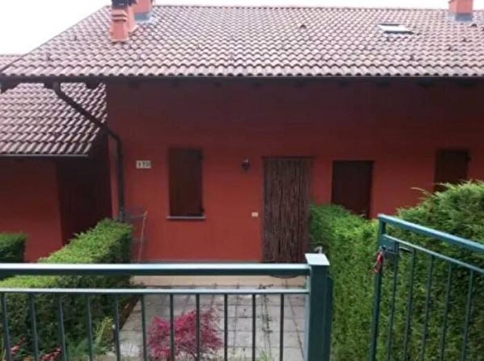 Casa monolocale in vendita in Via Alessandro Manzoni, Costa Di Serina