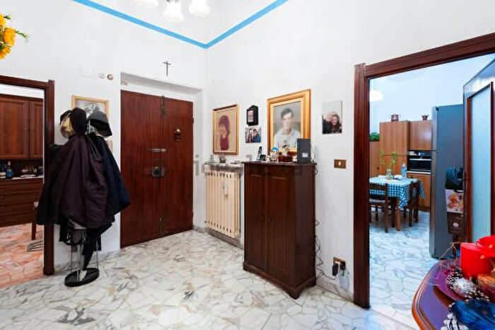 Appartamento quadrilocale in vendita in Via Settemb, Savona