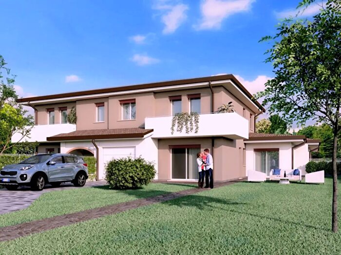 Casa con 6 locali in vendita in Via Carnia, Padova