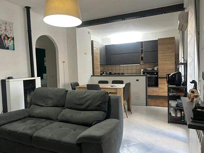 Appartamento trilocale in vendita in Via San Giuseppe, San Giorgio Piacentino