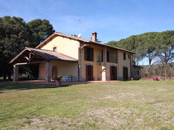 Casa con 8 locali in vendita in Grosseto