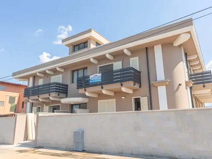 Appartamento quadrilocale in vendita in Via Lentini, Roma