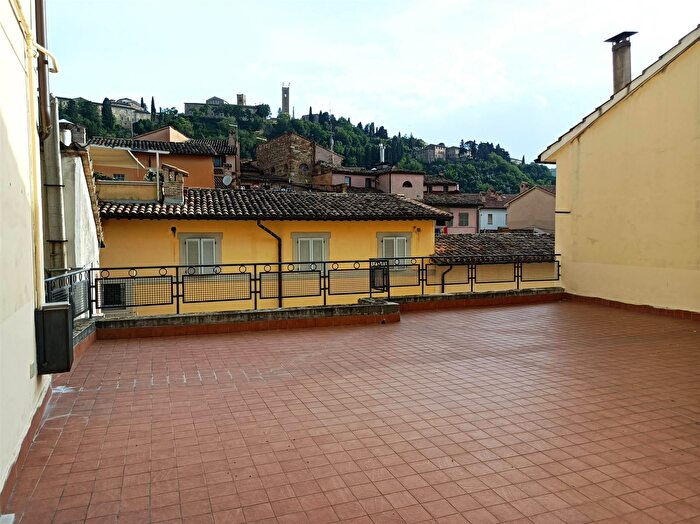 Appartamento con 6 locali in vendita in San Severino Marche