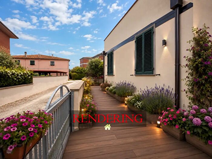 Casa quadrilocale in vendita in Collesalvetti