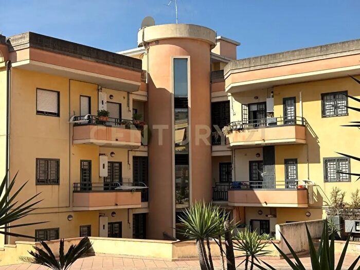 Appartamento trilocale in vendita in Via Sgroppillo, San Gregorio Di Catania