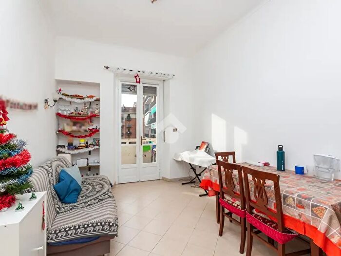 Appartamento bilocale in vendita in Via Balme, Torino