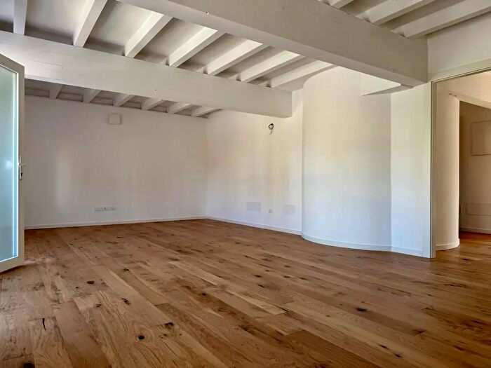 Casa con 5 locali in vendita in Viale Trieste, Vicenza