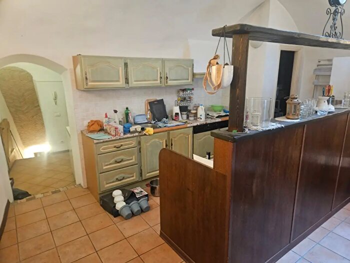 Appartamento trilocale in vendita in Bordighera