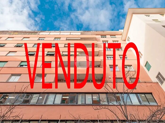 Appartamento quadrilocale in vendita in Via dei Galla E Sidama, Roma