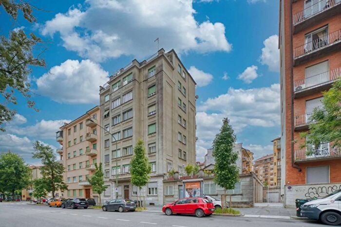 Appartamento con 5 locali in vendita in Via Biglieri Torino, Torino