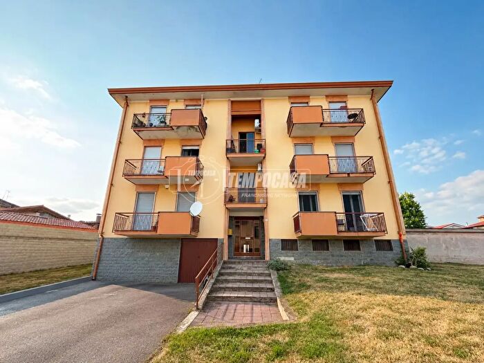 Appartamento quadrilocale in vendita in Via Monte Bianco, Cerrione
