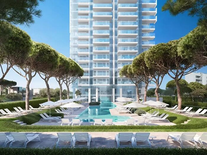Appartamento quadrilocale in vendita in Piazza Le Corbusier, Jesolo