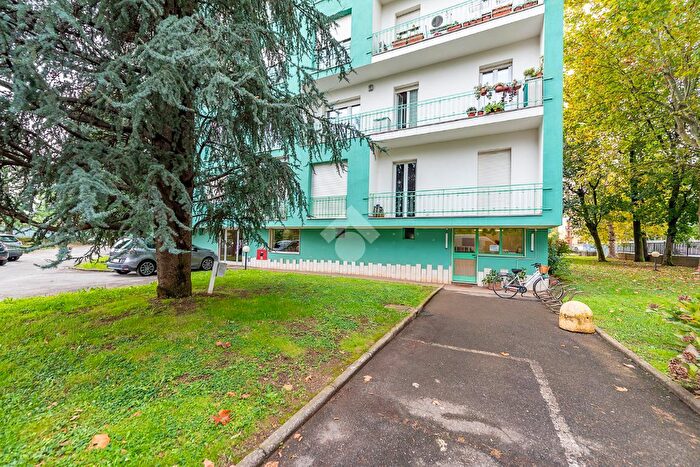 Appartamento con 5 locali in vendita in Via Palladio, Lainate