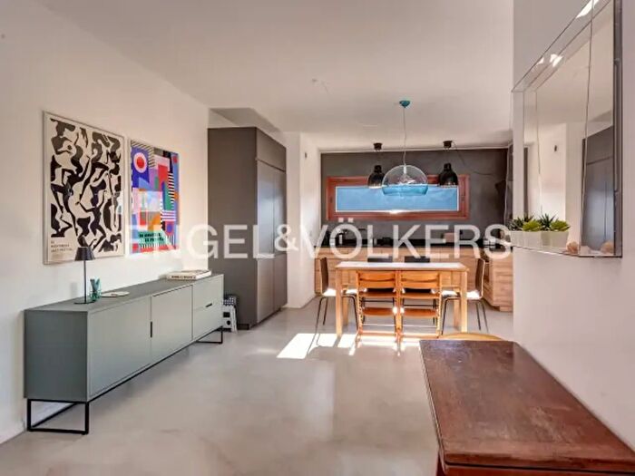 Appartamento trilocale in vendita in Piazza SantAntonio, Mandello Del Lario