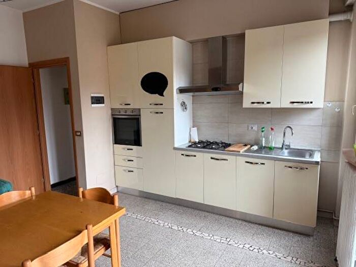 Appartamento trilocale in affitto in Dante Cheope, Piacenza