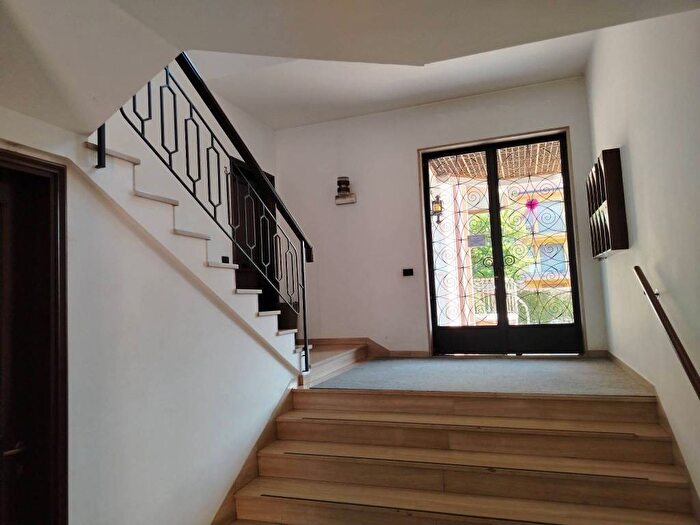 Appartamento con 5 locali in affitto in Via Carlo Rizzarda, Centro, Feltre