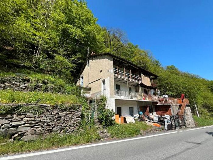 Casa quadrilocale in vendita in Borgata Ribetti, Pramollo