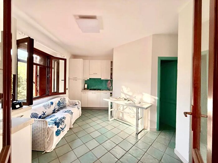 Appartamento trilocale in vendita in San Teodoro