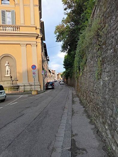 Appartamento monolocale in affitto in Via della Fornace, San Niccolò, Firenze