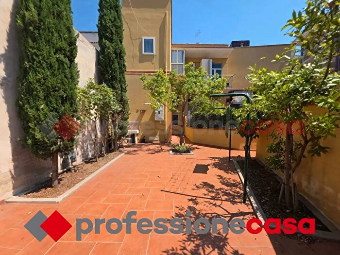 Casa bilocale in vendita in Via Roma, Taranto