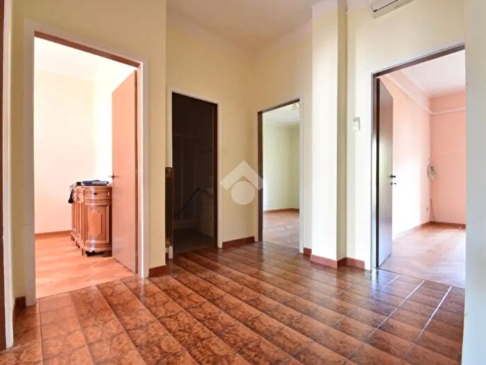 Appartamento trilocale in vendita in Via Zeffirino Pisoni, Trieste