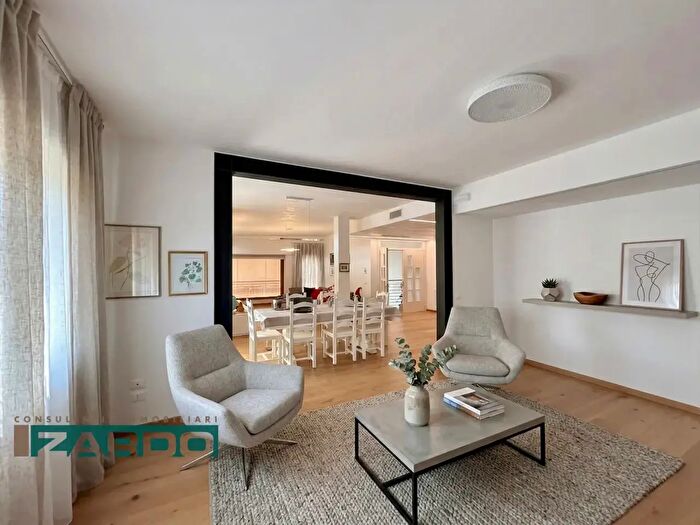 Casa con 5 locali in vendita in Via John Fitzgerald Kennedy, Riese Pio X