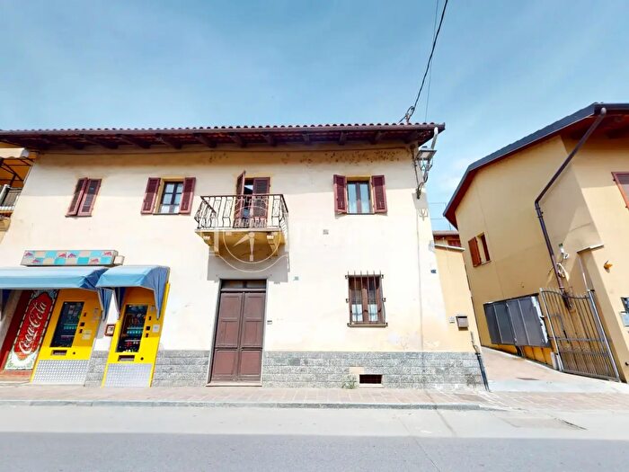 Casa con 5 locali in vendita in Via Oscar Milano, Sanfre
