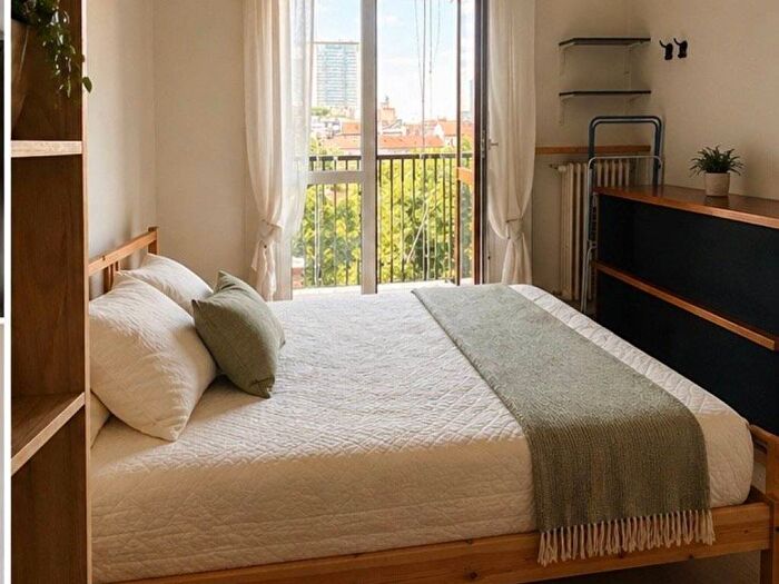 Appartamento trilocale in affitto in Via Benedetto Marcello, Buenos Aires, Milano
