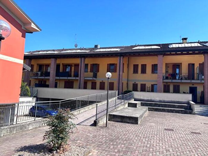 Appartamento bilocale in vendita in Tavazzano Con Villavesco