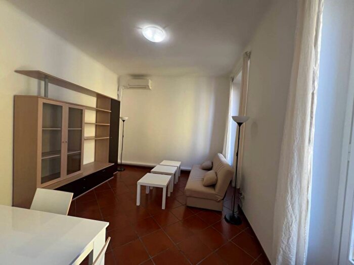 Appartamento bilocale in affitto in Via Serviliano Lattuada, Porta Romana Medaglie dOro, Milano