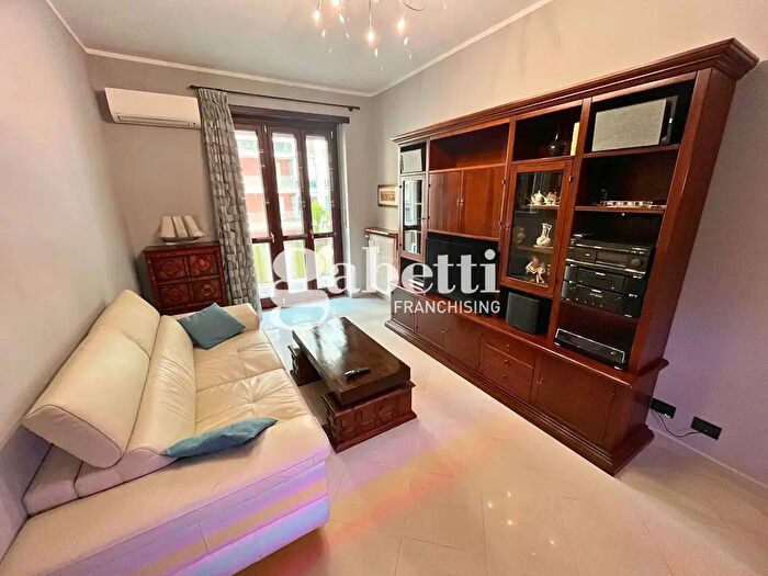 Appartamento trilocale in vendita in Via Gorizia, Torino