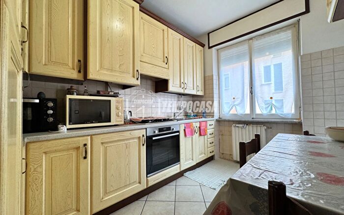 Appartamento con 5 locali in vendita in Via Ubertalli Romolo, Biella