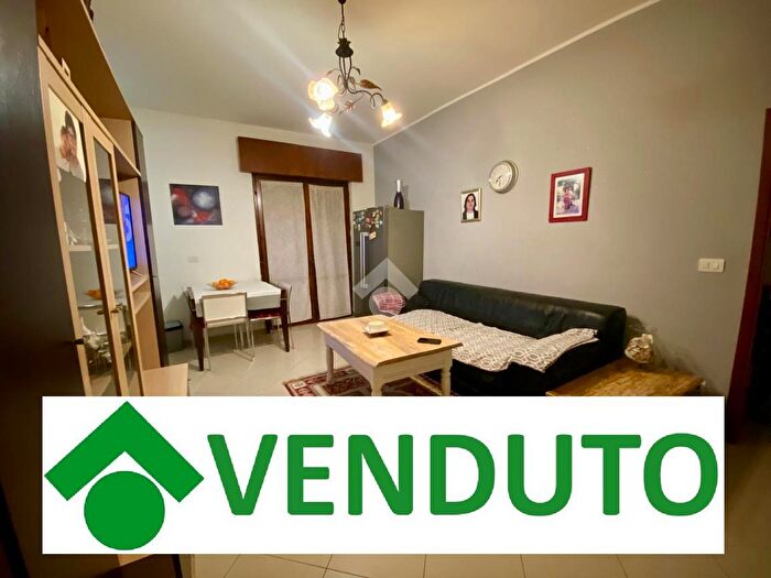 Appartamento con 5 locali in vendita in Via IV Novembre, San Giovanni Lupatoto