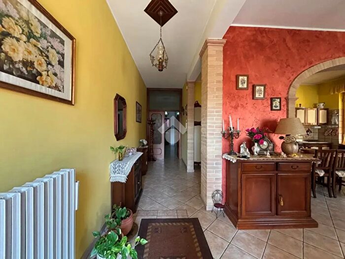 Appartamento trilocale in vendita in Via Ponte Cavalcavia, Notaresco