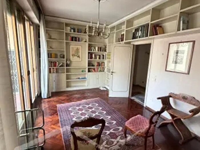 Appartamento quadrilocale in vendita in Via Antonio Giacomini, Firenze