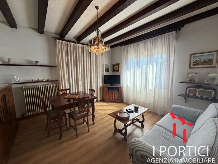 Casa quadrilocale in vendita in Via Calabria, Salzano