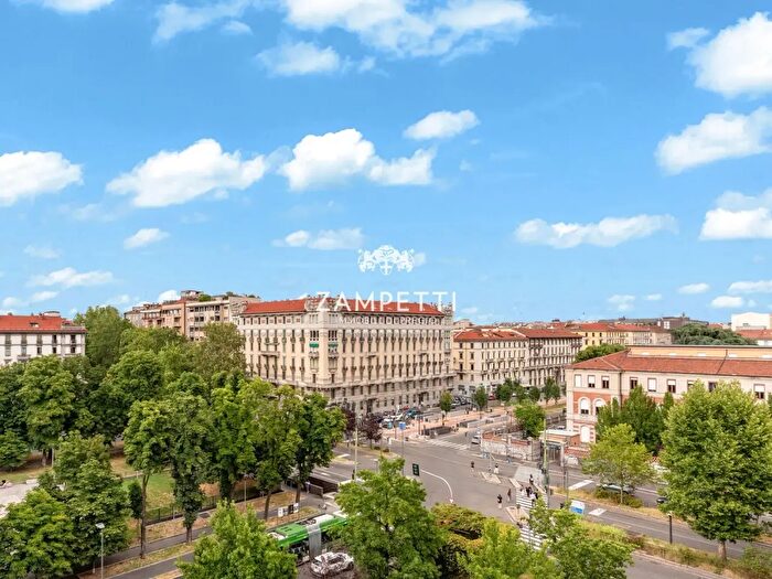 Appartamento in vendita in Via Poma, Milano