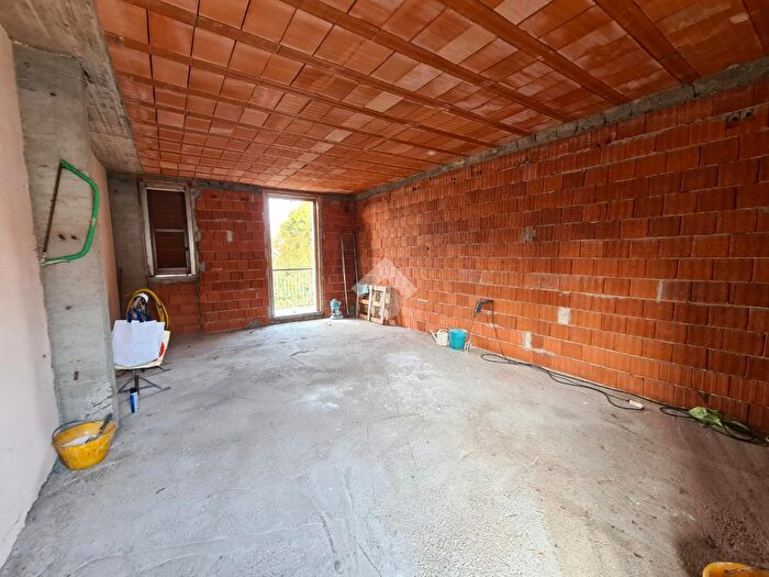 Appartamento bilocale in vendita in Via Monastero, Robecco Sul Naviglio