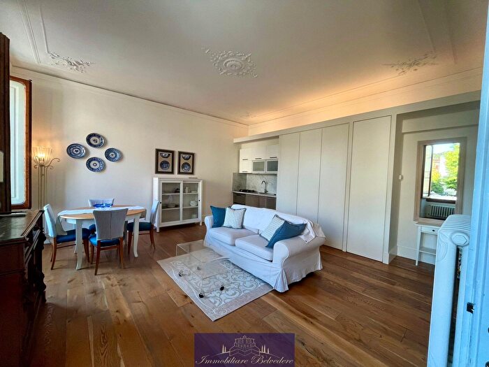 Appartamento bilocale in affitto in Via Montebello, Firenze