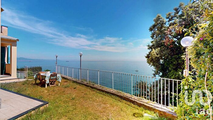 Appartamento quadrilocale in vendita in Via della Costa, Arenzano