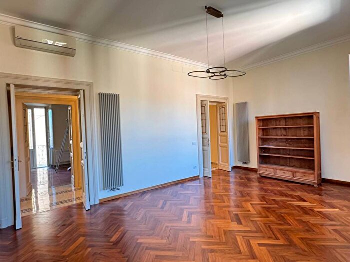 Appartamento con 5 locali in affitto in Via Mecenate, Colle Oppio, Roma