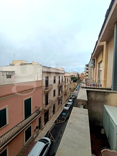 Appartamento quadrilocale in vendita in Via Bari, Erice