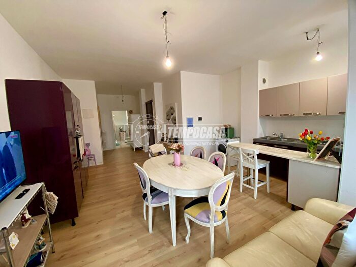 Appartamento trilocale in affitto in Piazza Madonna delle Grazie, Volpiano