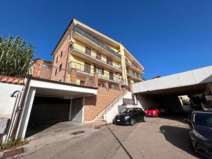 Appartamento trilocale in vendita in Largo Padre Geremia Subiaco, Orte