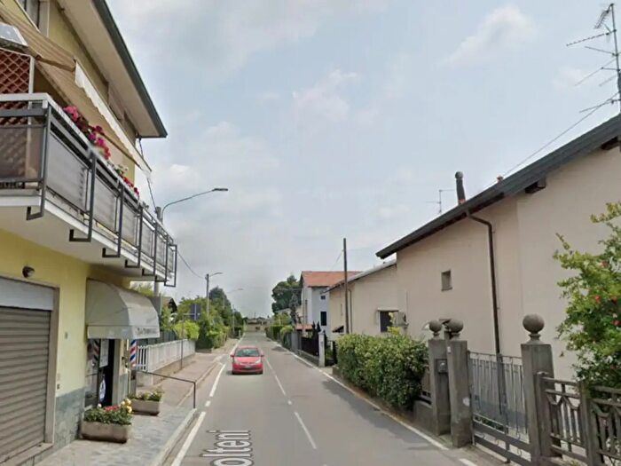 Appartamento bilocale in affitto in Lonate Ceppino