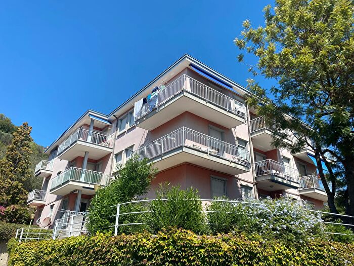 Appartamento trilocale in vendita in Via degli Ulivi, San Bartolomeo Al Mare