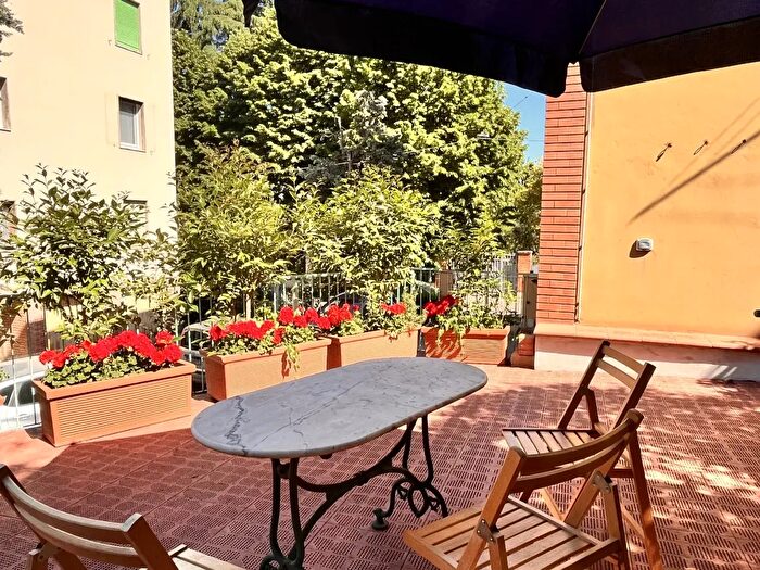 Appartamento quadrilocale in vendita in Via Massimiliano Angelelli, Bologna